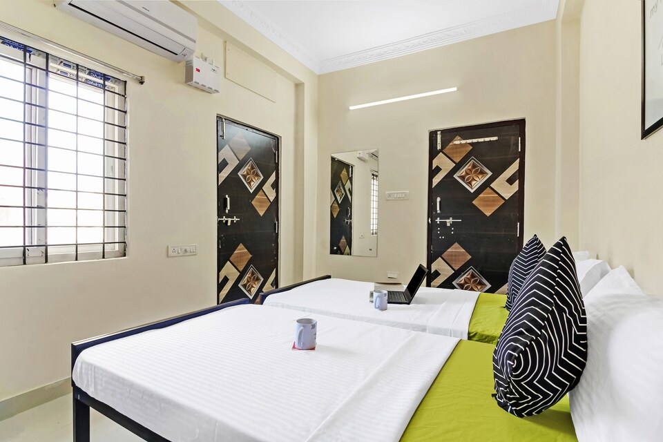 OYO LIFE HYD1108 Madhapur, Manikonda, Hyderabad