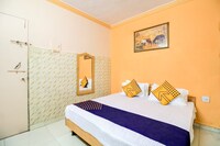 Hotel O Sristi Palace