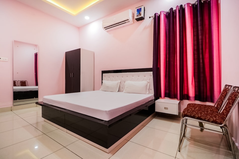 OYO 49555 The Royal, Karnal, Karnal