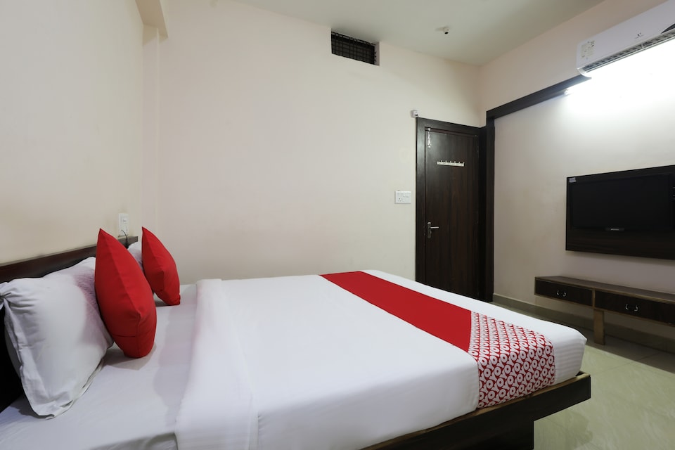 OYO 49563 Hotel Aamantran, Vidisha, Vidisha
