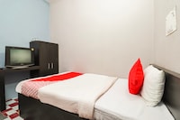 Hotel O The Highway Inn