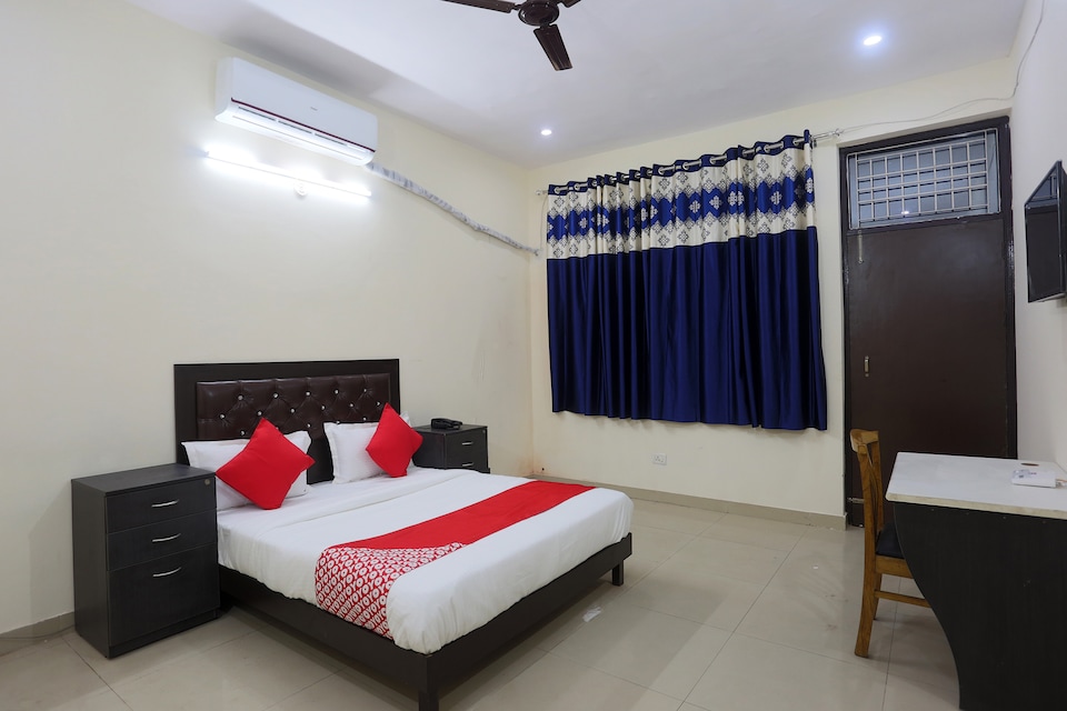 OYO 49579 Tulip Guest House, Greater Noida, Noida