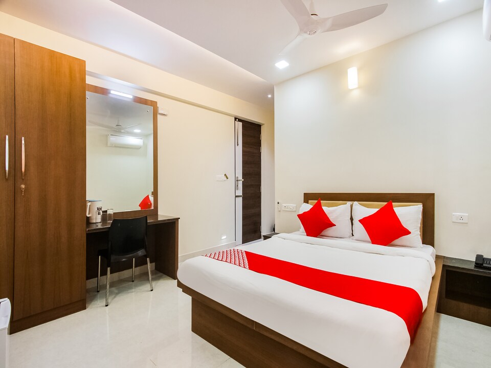 OYO 49585 Sri Amman Lodge, Madurai  Outskirts, Madurai