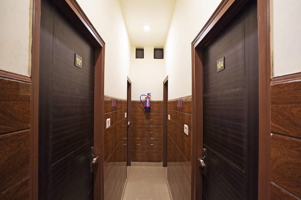 Hotel O Sai palace, North Delhi, Delhi