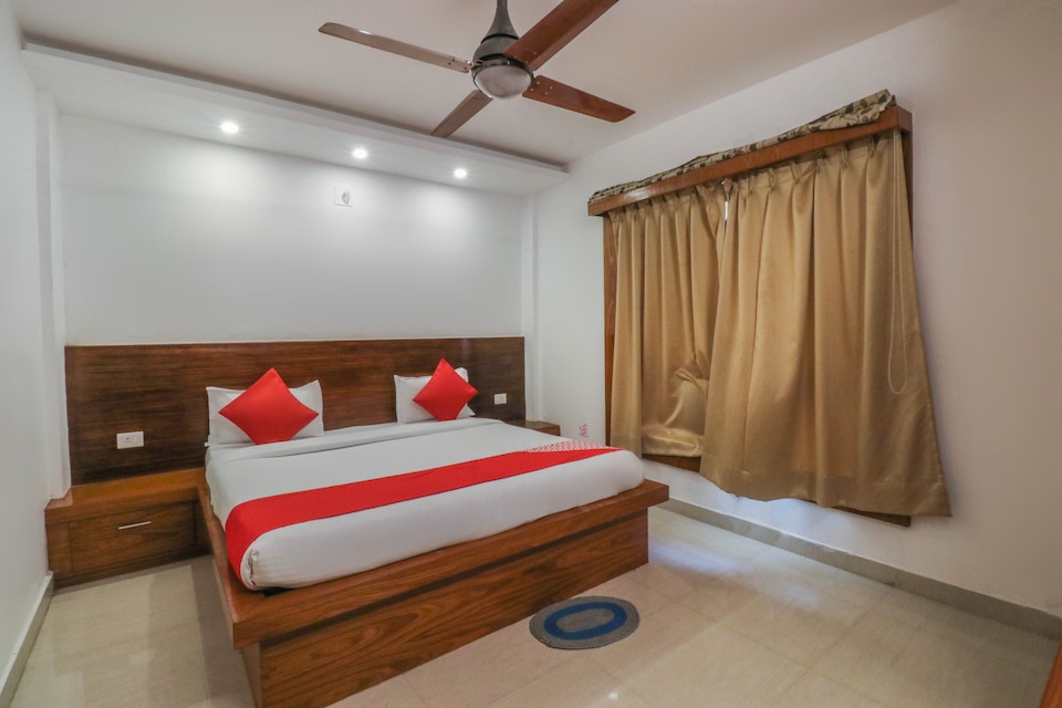 OYO 49588 Santosh Residency, Baliapanda Puri, Puri