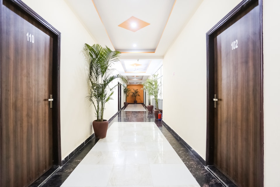 Hotel O The Welcome Mat Hotel , Faridabad, Faridabad