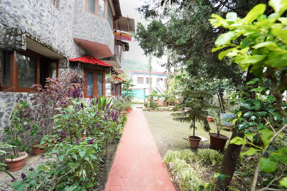 OYO Flagship 49611 Finley House, Bhimtal Nainital, Nainital