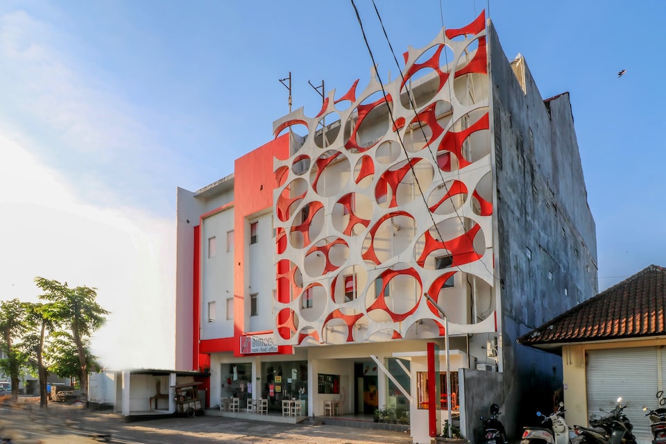 OYO 1489 Simona Hotel, Kerobokan, Bali