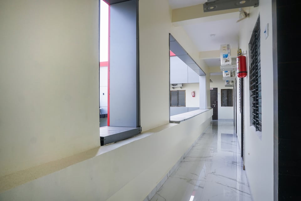 Hotel O Shree Sai Srushti Regency, Dhule, Dhule