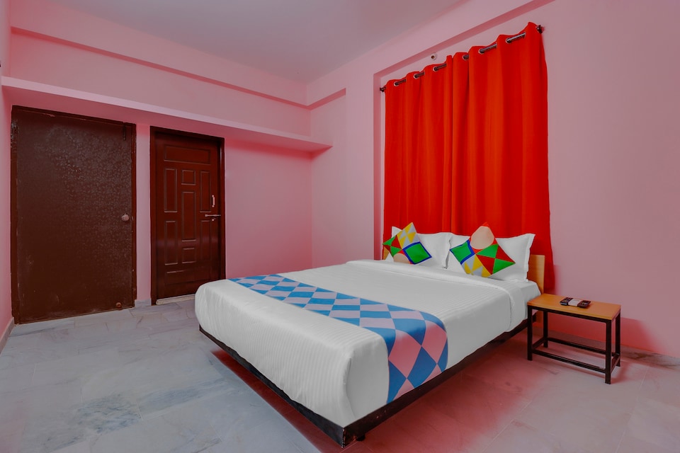 OYO Home 49644 Classic Stay Manikonda, Gachibowli, Hyderabad