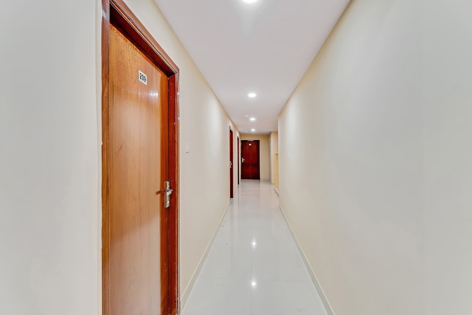 live under BLR3286, JP Nagar Bangalore, Bangalore