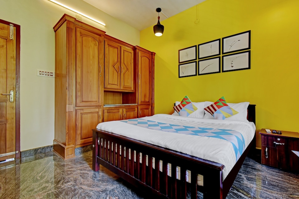 OYO 49655 Woods Park, Ankamaly Airport Kochi, Kochi