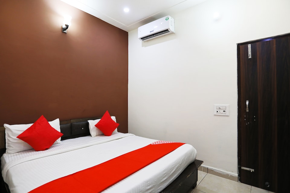 OYO Hotel Green Grapes, Rohtak, Rohtak