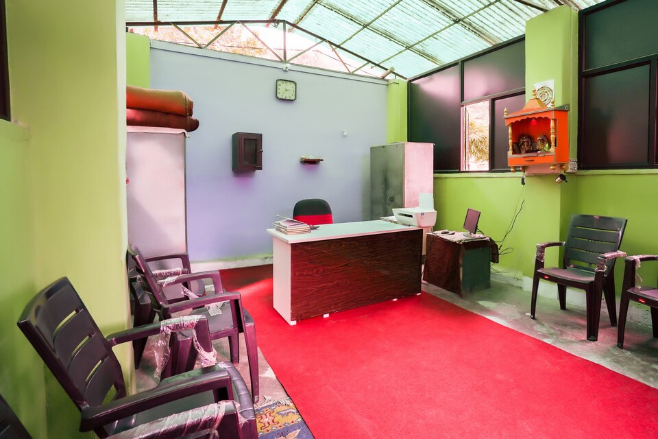 OYO Akash Resort, Bhimtal Nainital, Nainital