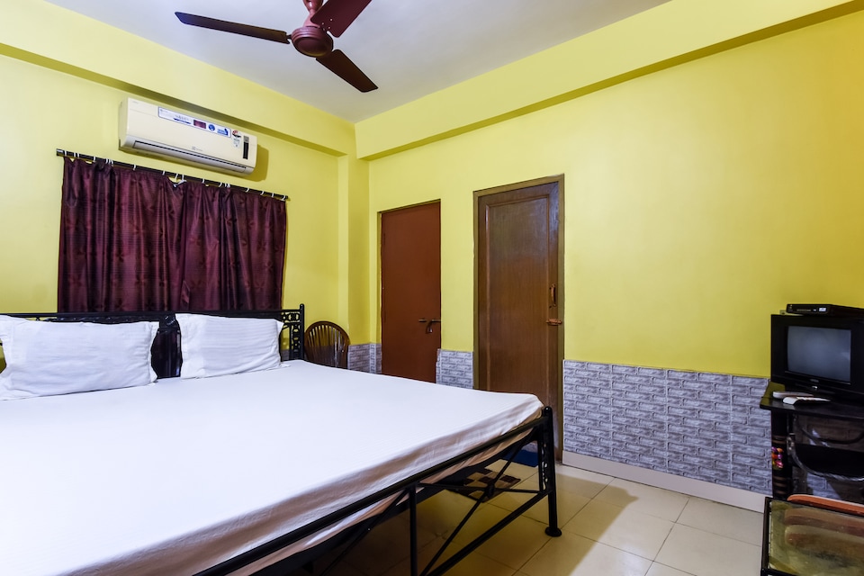 SPOT ON 49691 Diya Guest House, VIP Road Kolkata, Kolkata