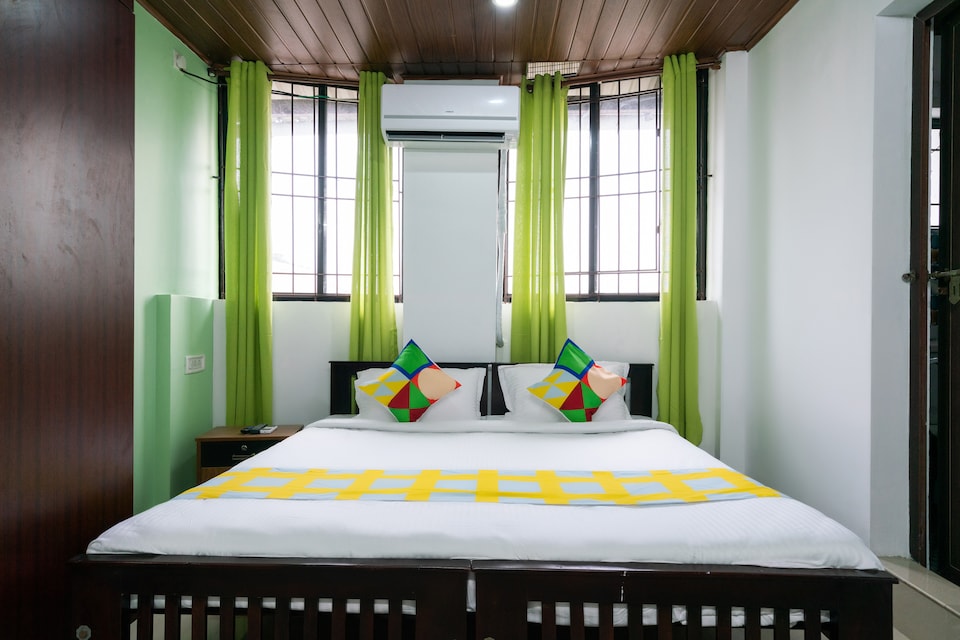 OYO Home 49697 Aj Apartments, Kakkanad Kochi, Kochi