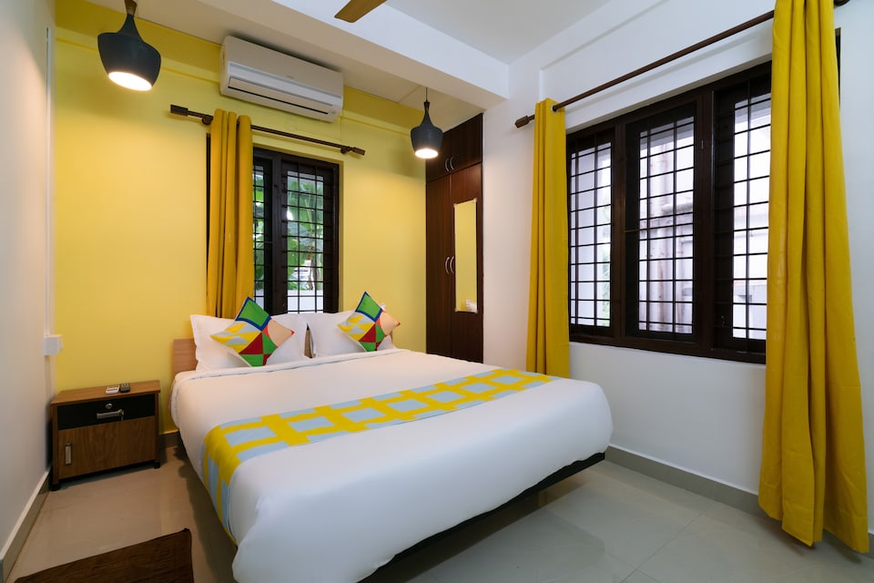 OYO Home 49698 Aj Apartment 2bhk, Kakkanad Kochi, Kochi