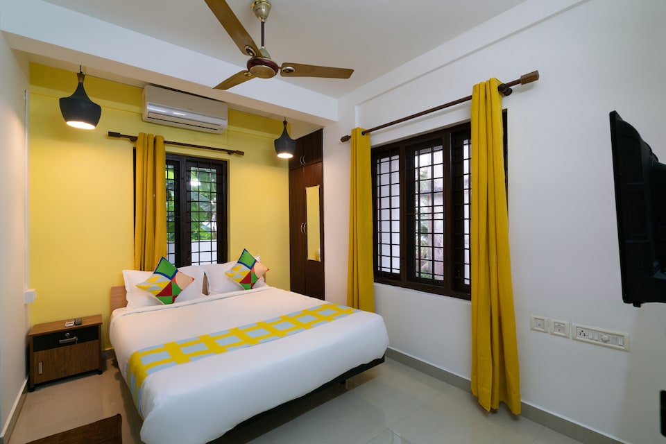 OYO Home 49698 Aj Apartment 2bhk, Kakkanad Kochi, Kochi