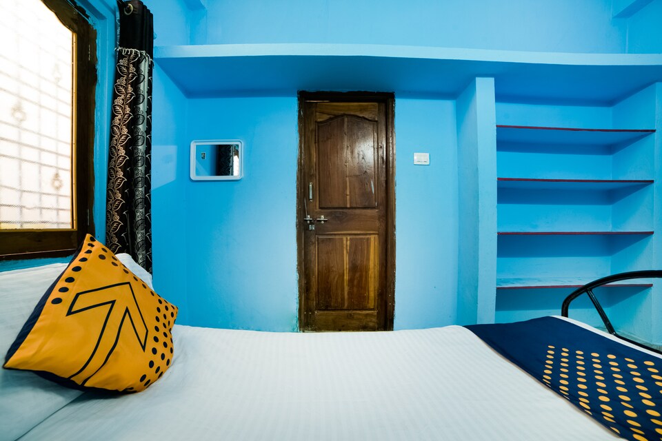 SPOT ON 49699 Laksha Residency, Vemulawada, Vemulawada