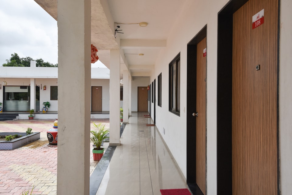 OYO 49714 Maa Resort, Valsad, Valsad