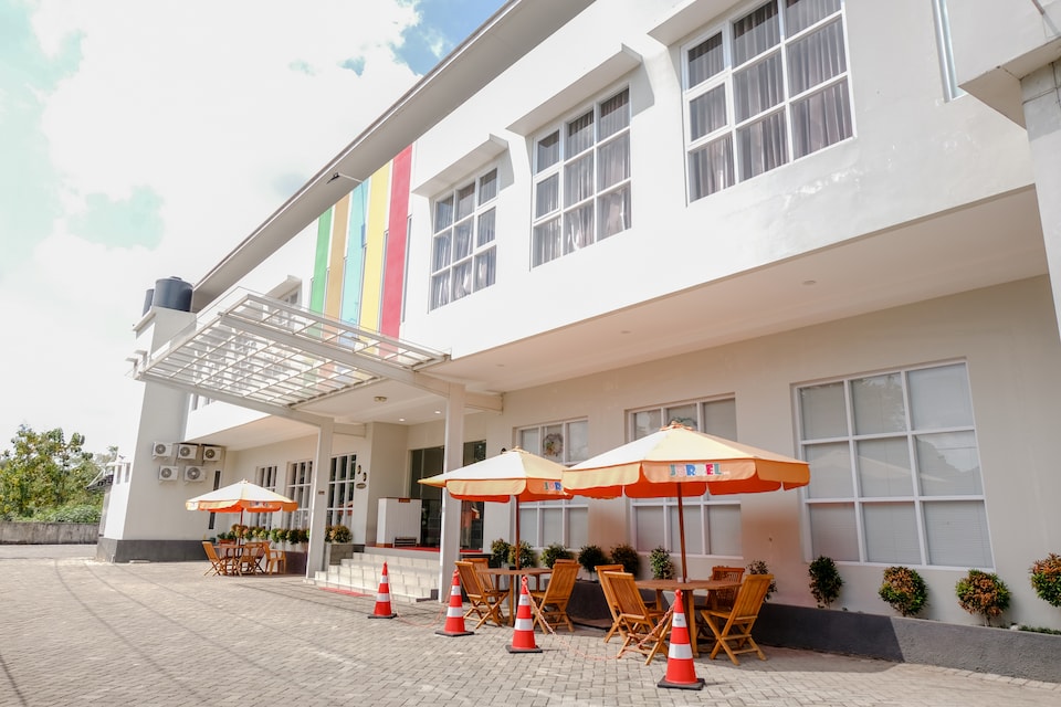 OYO 1494 Jorrel Inn, Rogojampi, Banyuwangi