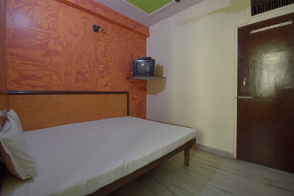 SPOT ON 49719 Hotel Kalpana, Railway Station Jaipur, Jaipur