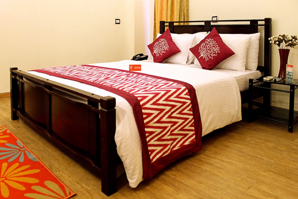 OYO Rooms 046 Greater Noida Sharda Hospital, Greater Noida, Noida