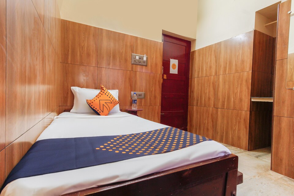 SPOT ON 49729 Hotel Thankam, Marthandam, Virudhunagar