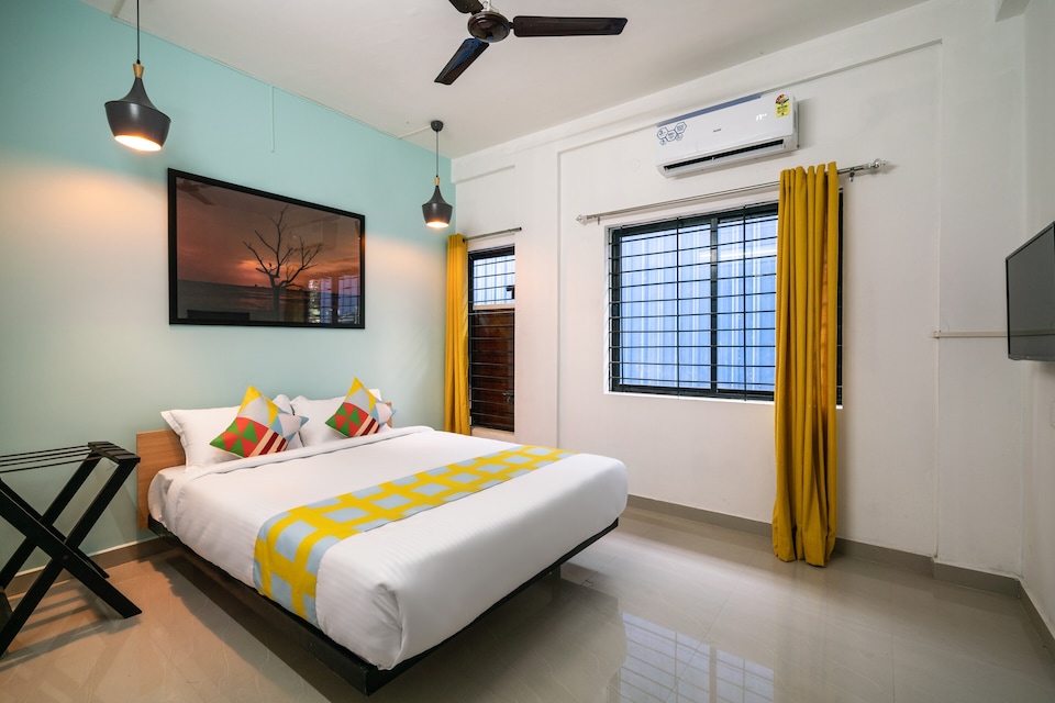 OYO Home 49732 Cozy Stay, Kakkanad Kochi, Kochi