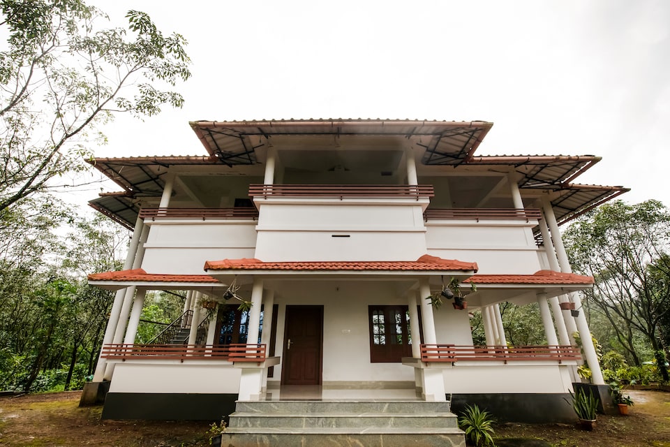 OYO Home 49741 Hill Top 3BHK, Mananthavady, Wayanad