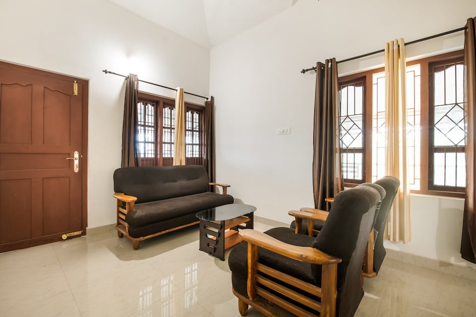 OYO Home 49741 Hill Top 3BHK, Mananthavady, Wayanad