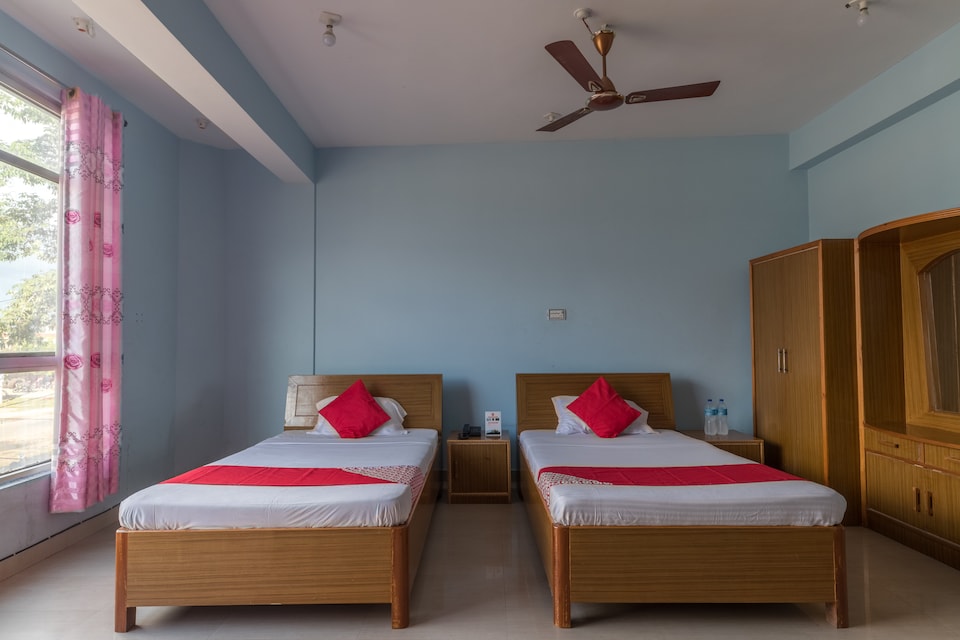 OYO 584 Hotel Center Point, Dhangadhi, Dhangadhi