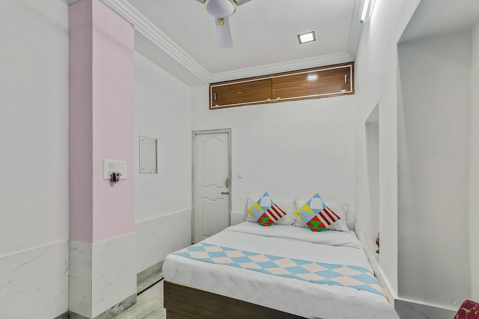 OYO Home 49771 Lake End Homestay, Udaipur Central, Udaipur
