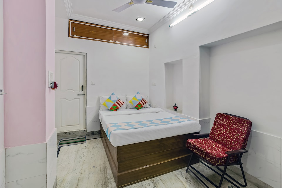 OYO Home 49771 Lake End Homestay, Udaipur Central, Udaipur