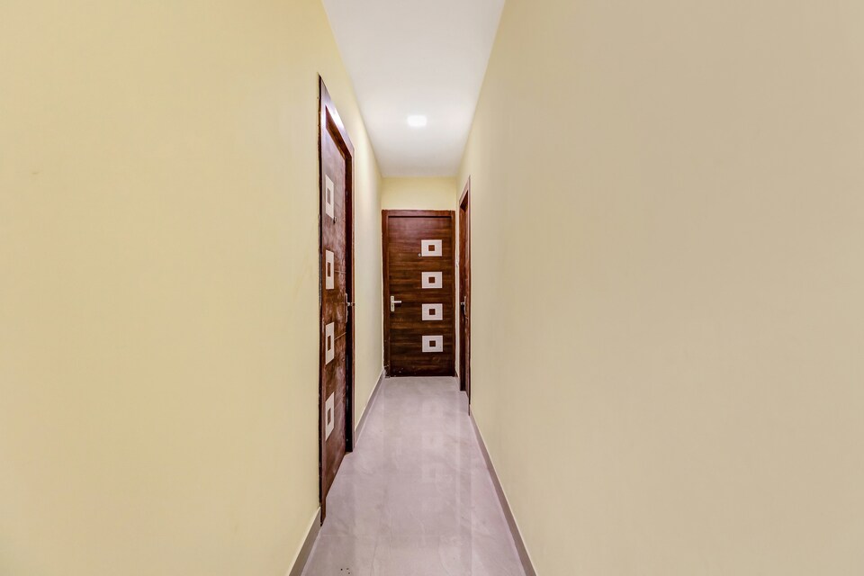 Live on KOL1727, Alipore Kolkata, Kolkata