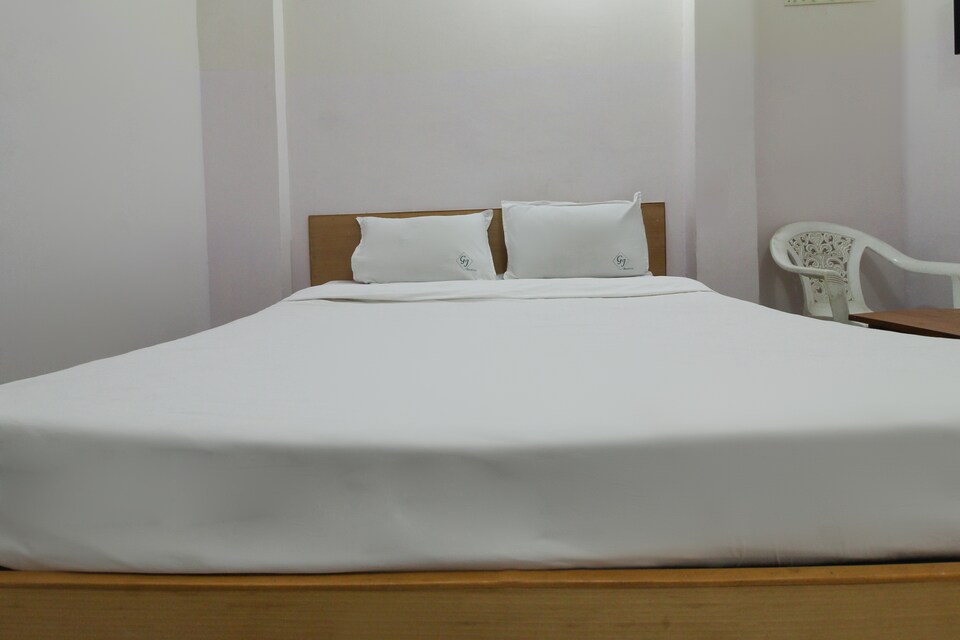 SPOT ON 49782 Gj Residency, Thanjavur, Thanjavur