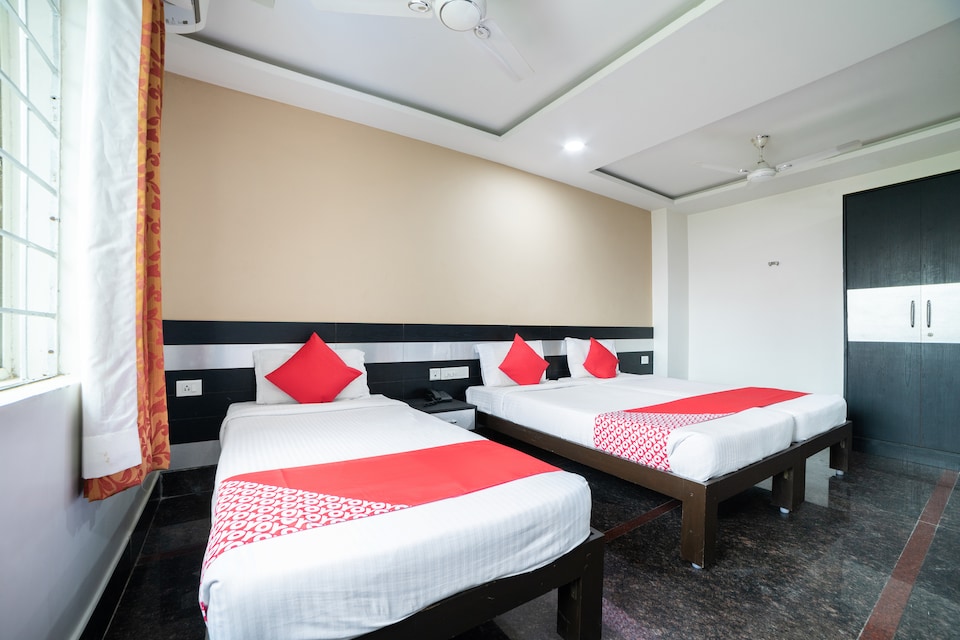 OYO 49786 Gokul Guest House, Ameerpet, Hyderabad