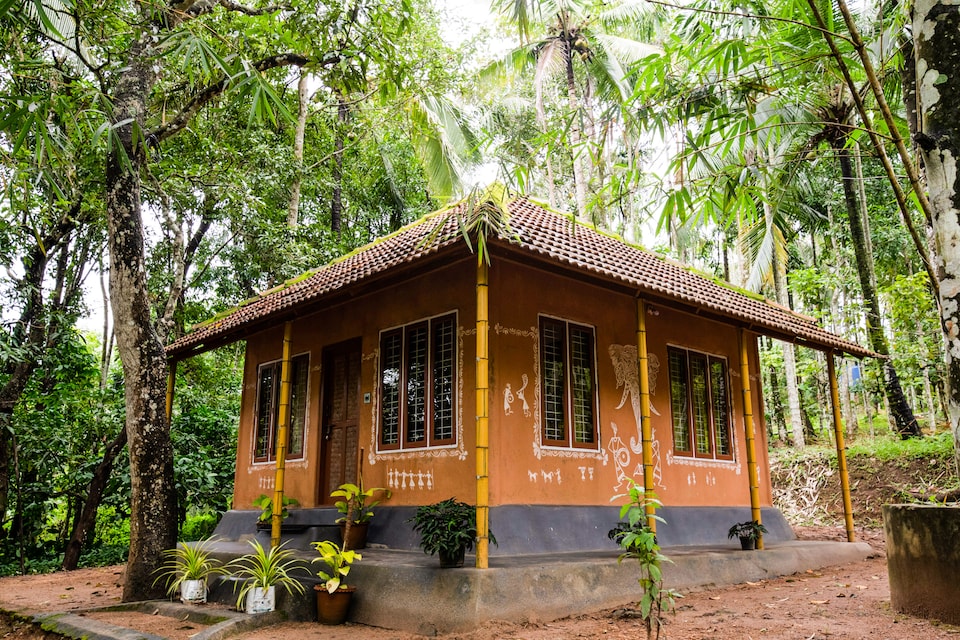 OYO Home 49787 Bamboo Stay Humming Bird, Sultan Bathery, Wayanad