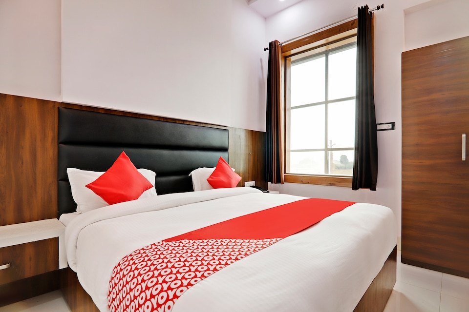 OYO 49796 Hotel Royal Palace, Ranthambore, Ranthambore