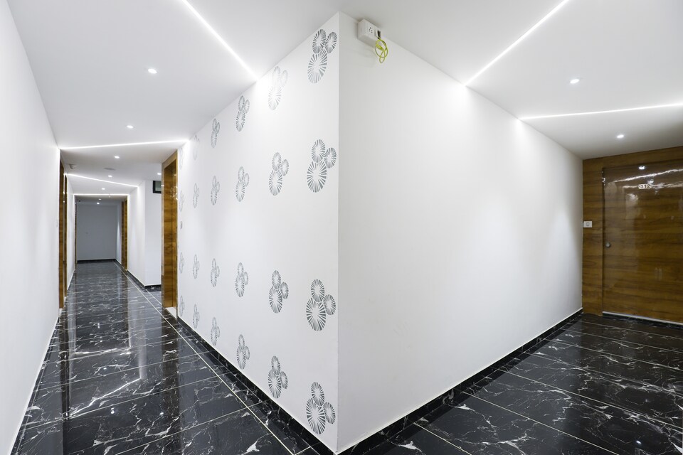 OYO 49805 The Midway Sky, Sector 16 Gandhinagar, Gandhinagar