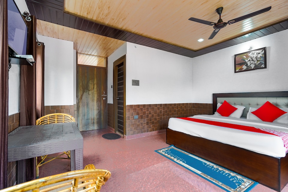 OYO 49819 Hotel Vishramika Grand View, Bhimtal city, Bhimtal