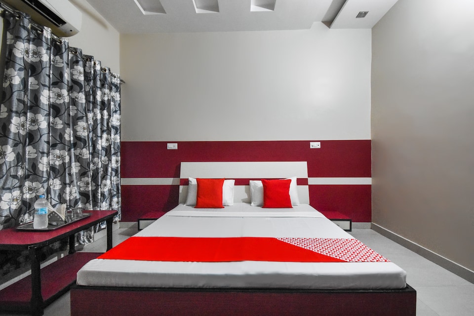 OYO 49821 Hotel Wok'n Grill , Fatehabad, Fatehabad