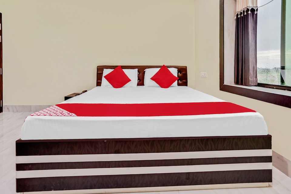 OYO 49844 Hotel Chancellor Grand, Bapuji Nagar, Bhubaneswar
