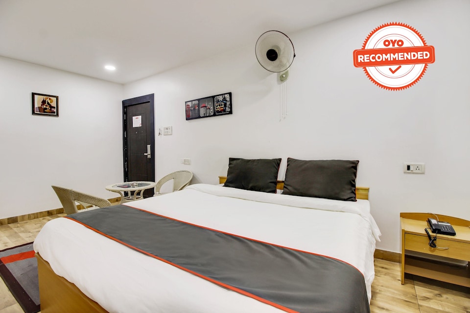 LIVE as GHY924, GS Road Guwahati, Guwahati