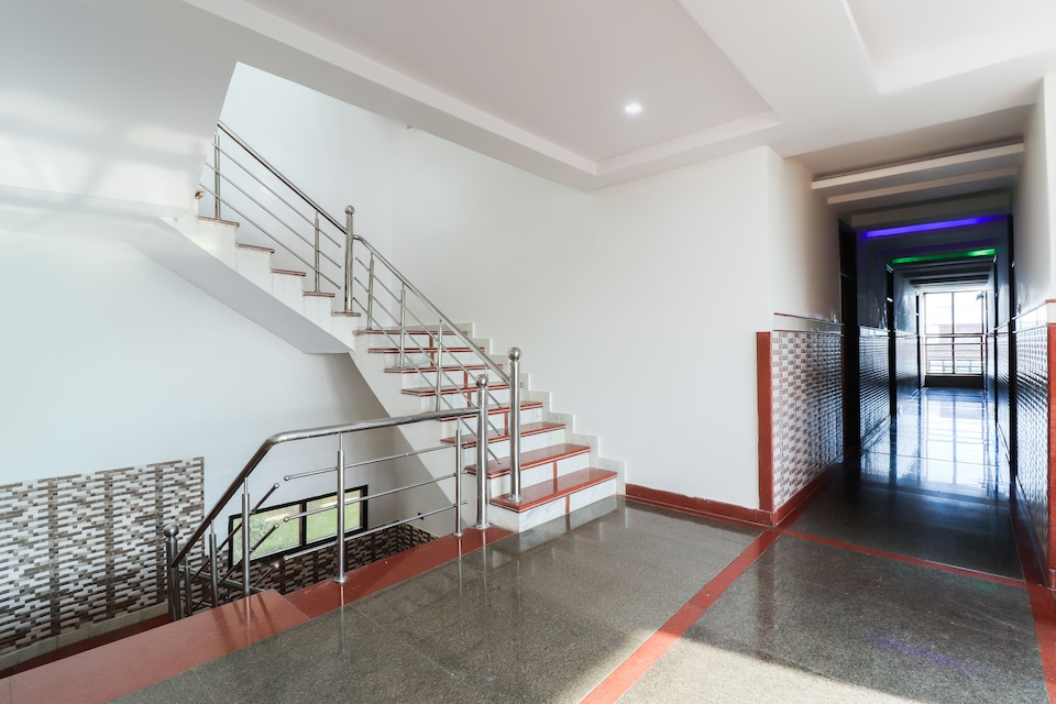 OYO 49879 Hotel Ashirwad , Orai, Orai