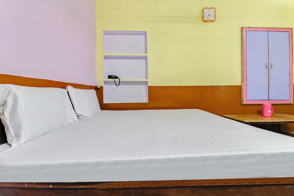 SPOT ON 49885 Om Hotel Salotri, Karauli, Karauli