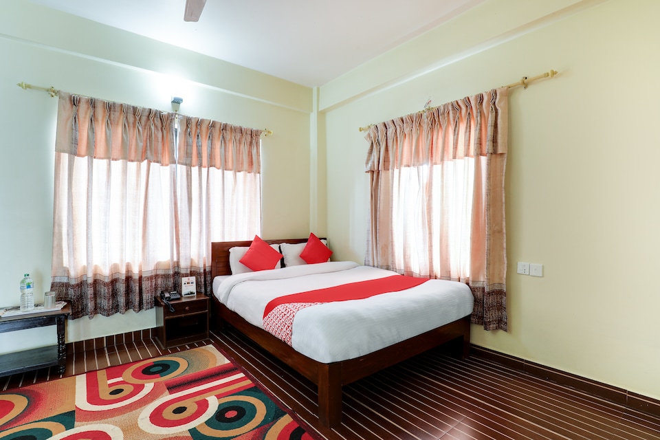 OYO 588 Hotel The Lake, Pokhara, Pokhara