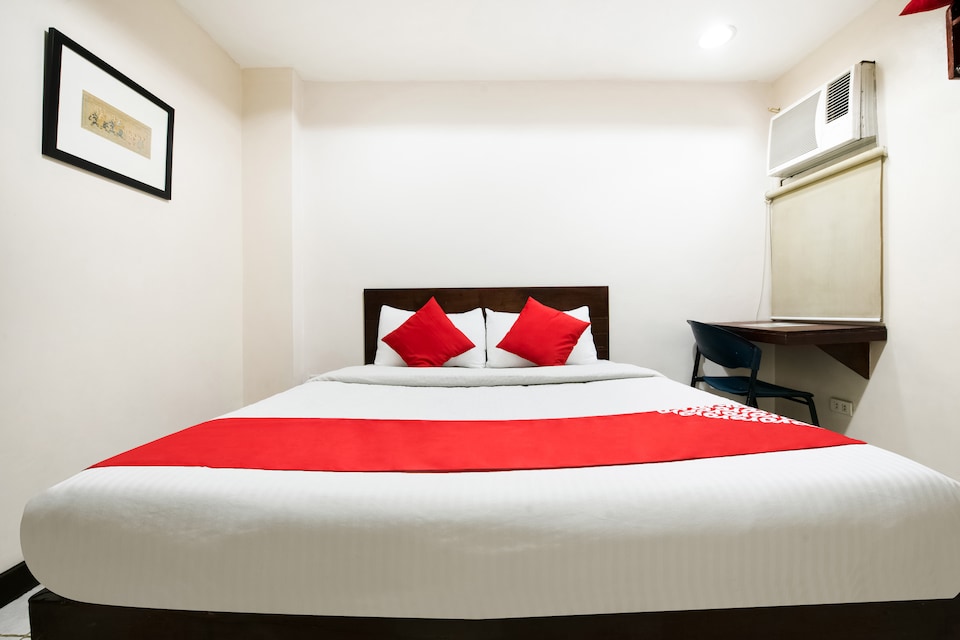 OYO 392 Midcon Apartelle, Project 6	Manila, Quezon City