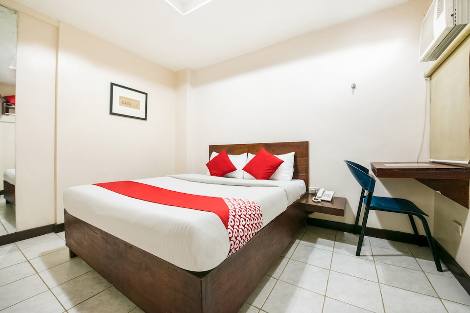 OYO 392 Midcon Apartelle, Project 6	Manila, Quezon City