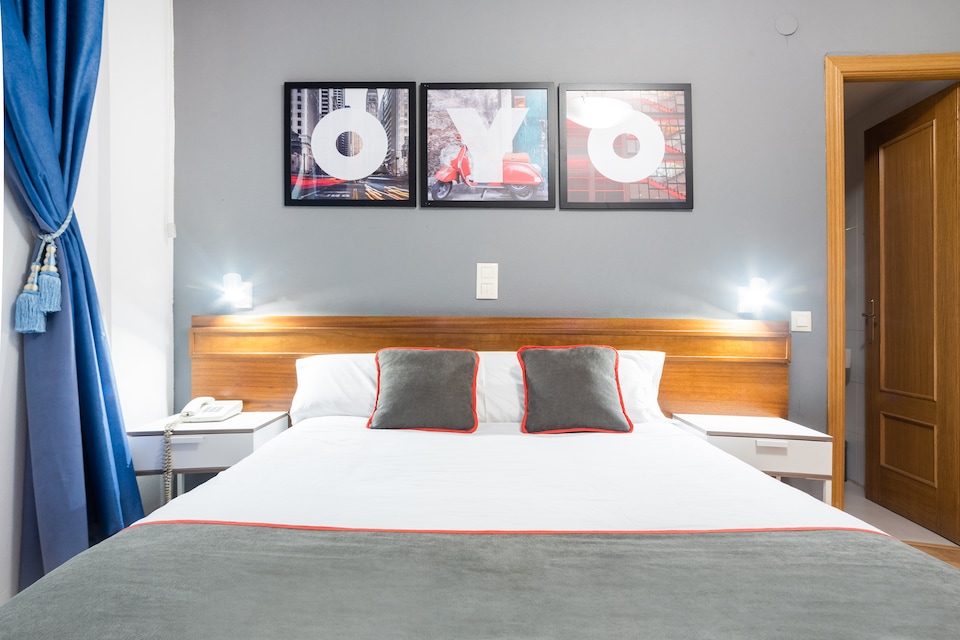 OYO Hostal Felipe V, Centro Spain, Madrid
